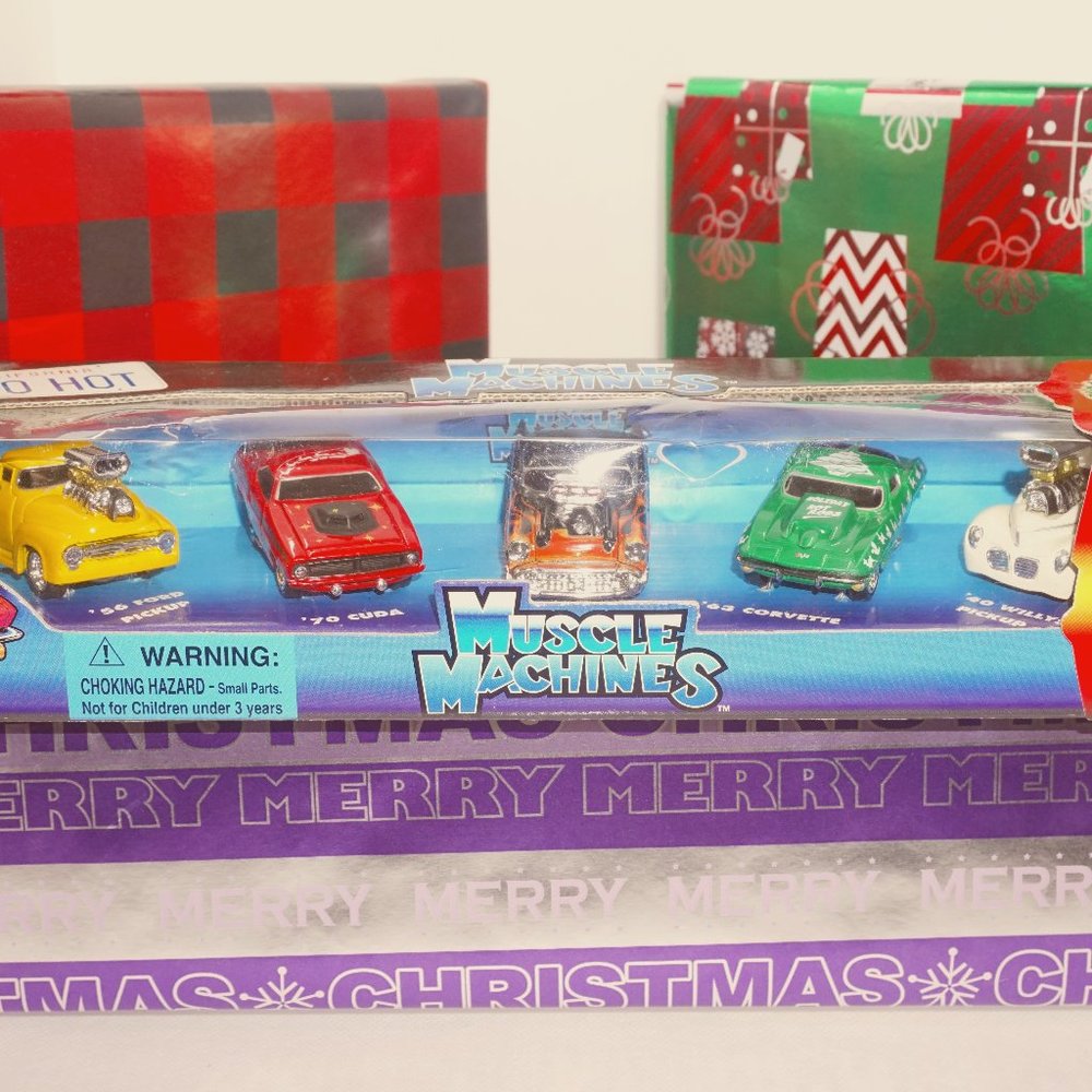 Vintage Muscle Machines Die Cast Collectibles